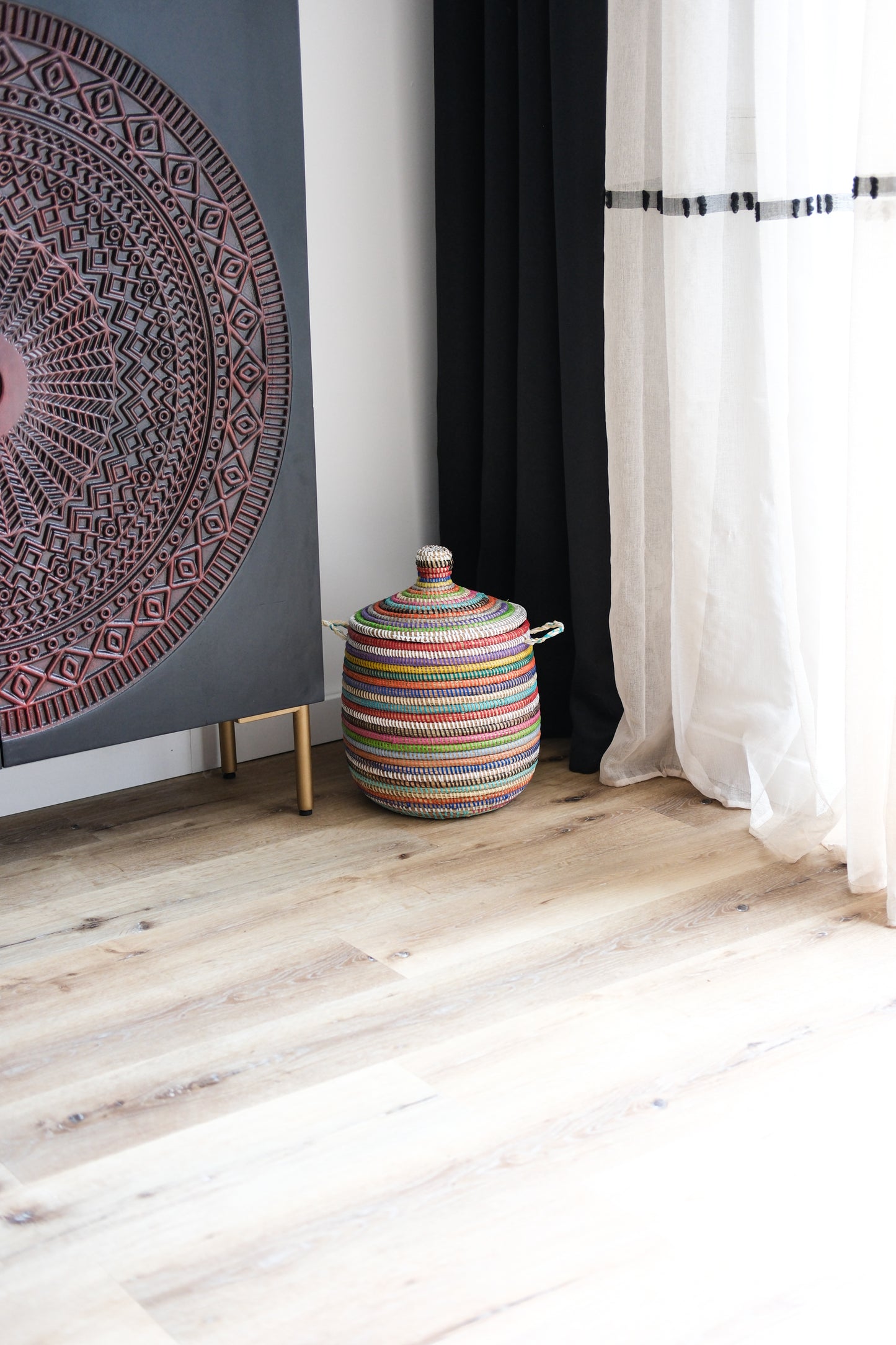Hamper Vrolijke kleuren Opbergmand met Deksel – Decoratieve Mand - Handgemaakt