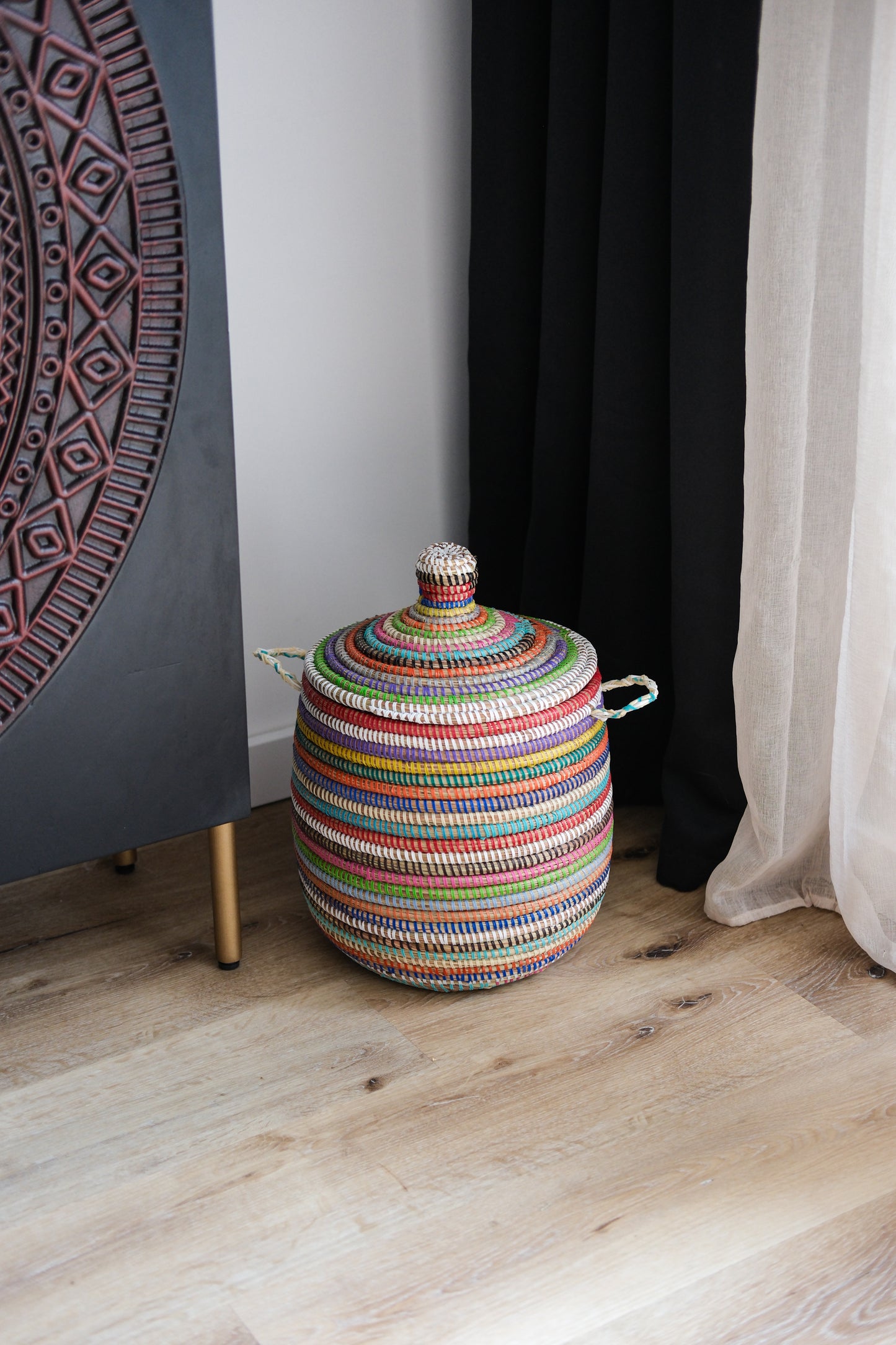 Hamper Vrolijke kleuren Opbergmand met Deksel – Decoratieve Mand - Handgemaakt