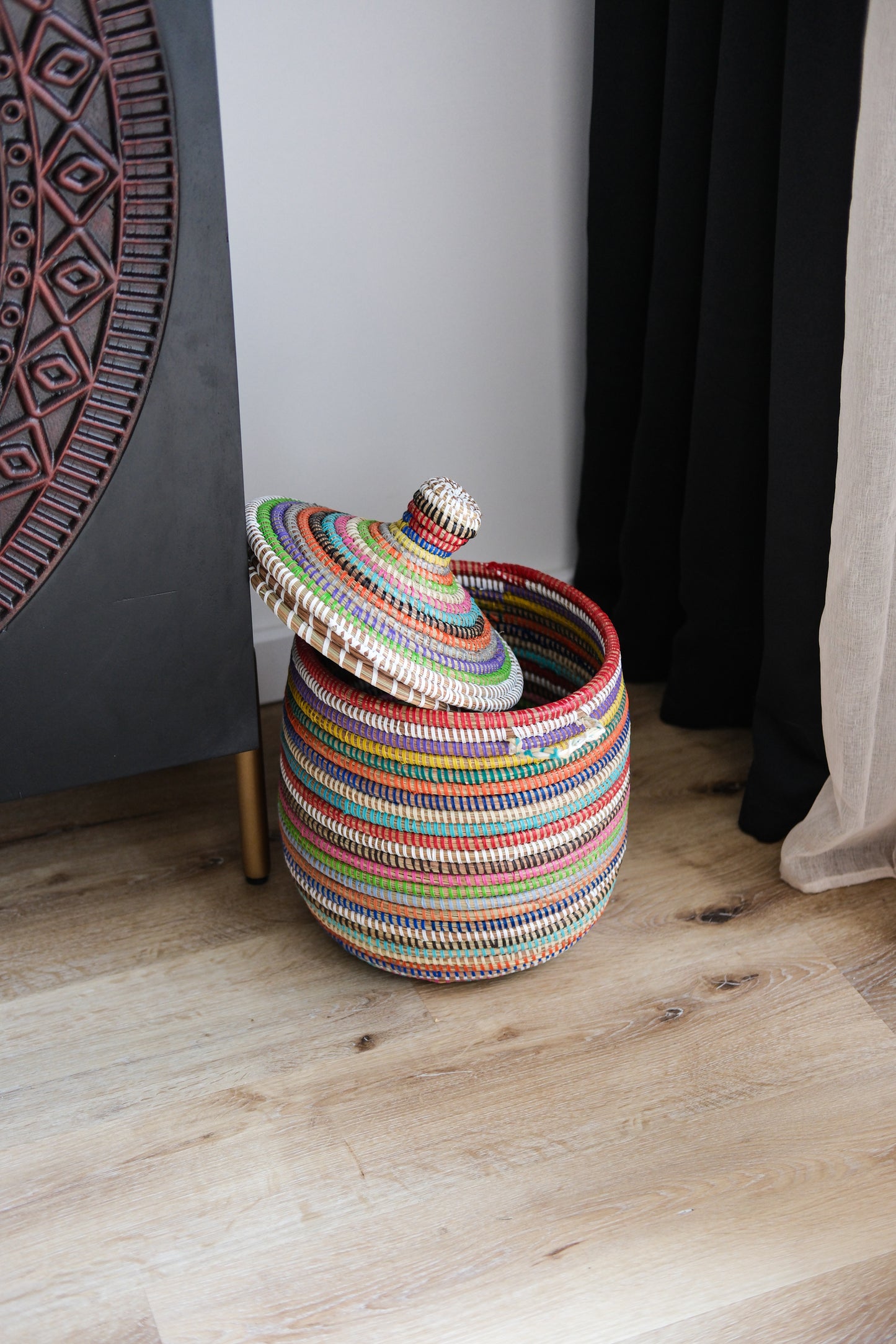 Hamper Vrolijke kleuren Opbergmand met Deksel – Decoratieve Mand - Handgemaakt