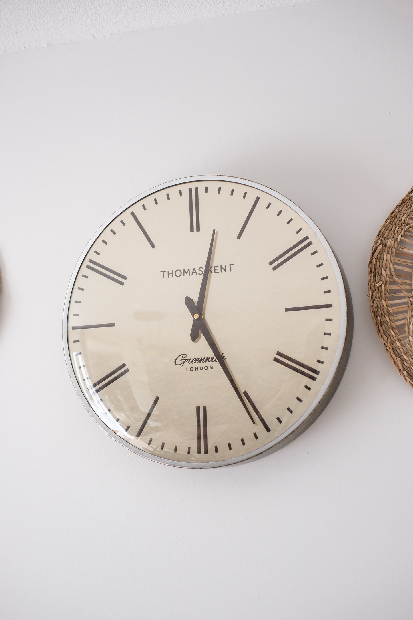 Thomas Kent Wandklok Greenwich – 40 cm – Goud/Zilver – Luxe Stalen Designklok