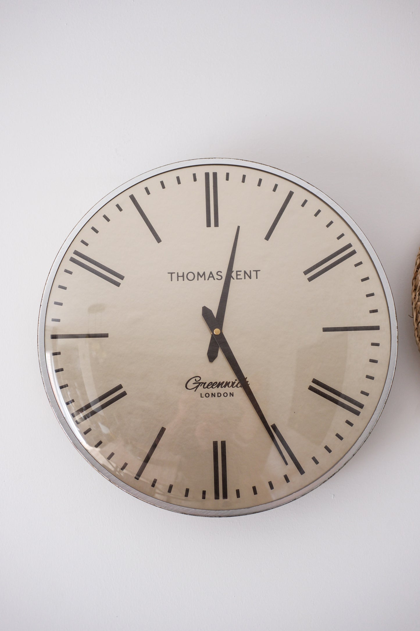 Thomas Kent Wandklok Greenwich – 40 cm – Goud/Zilver – Luxe Stalen Designklok