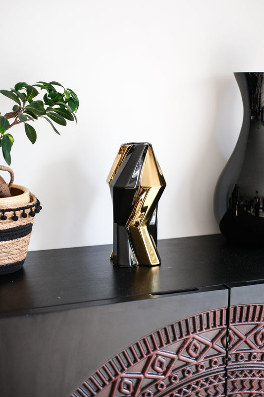 Keramische Vaas Canto – Zwart & Goud – 25 cm – Luxe Moderne Woondecoratie