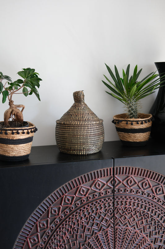 Zwart Rieten opbergmandje met deksel - Handgemaakt