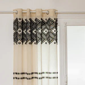 Gordijnen “Sama” met Ringen – 140x240 cm – Beige/Zwart – Modern Design