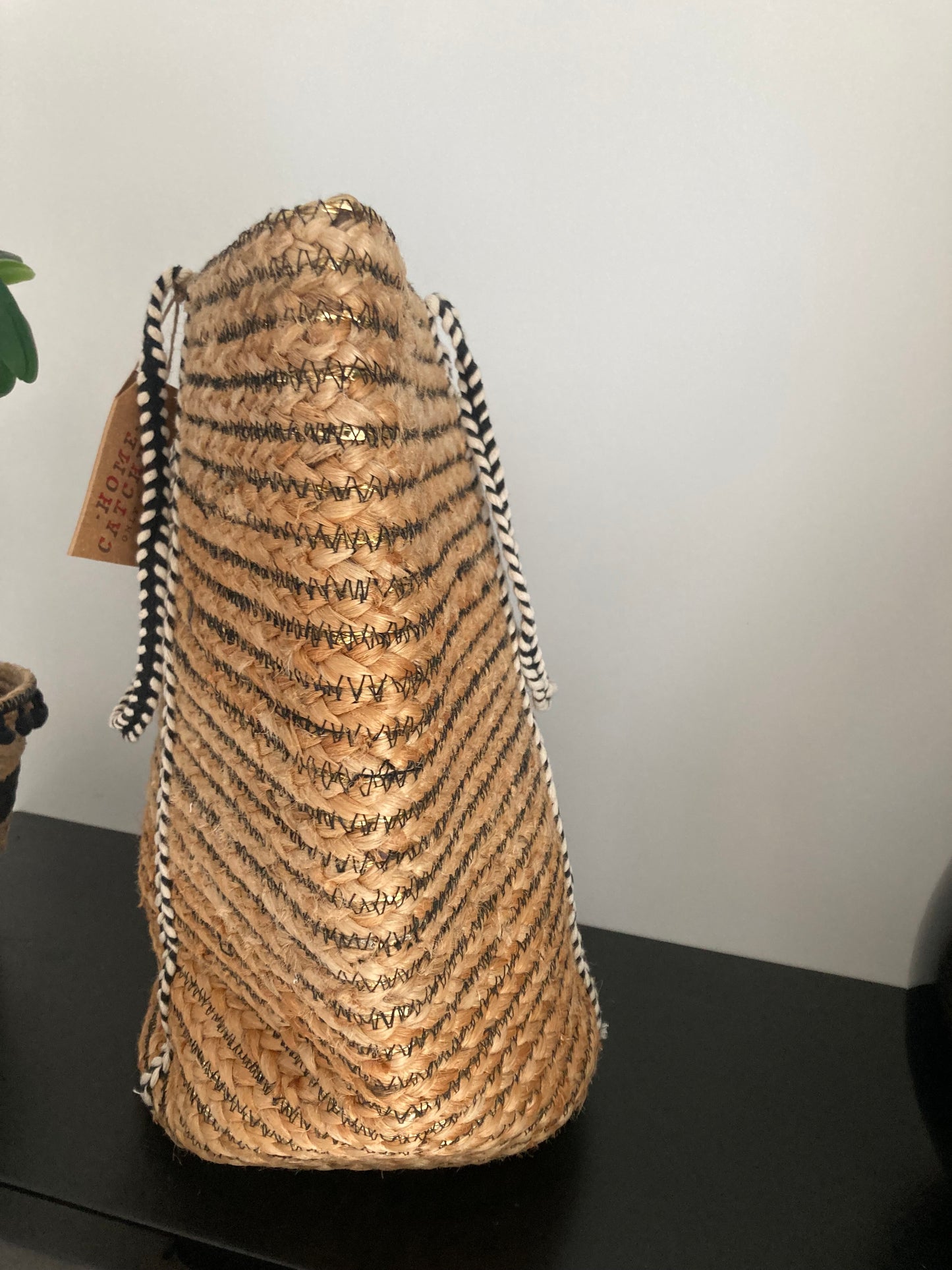 Schoudertas / Strandtas / Shopper, gevlochten van jute met gouden draad