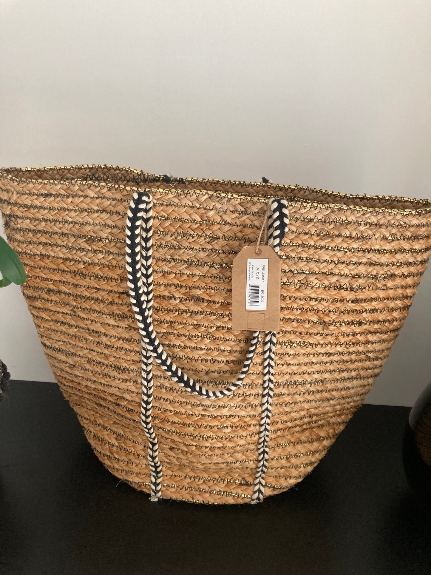 Schoudertas / Strandtas / Shopper, gevlochten van jute met gouden draad