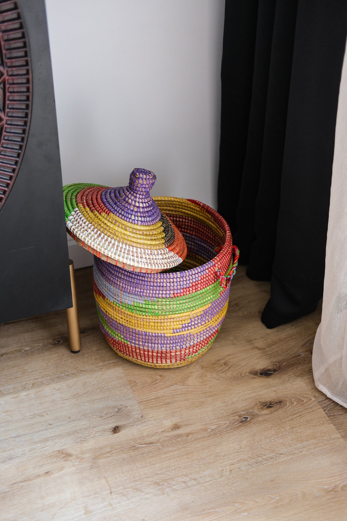 Hamper gekleurd opbergmand met deksel - Handgemaakt
