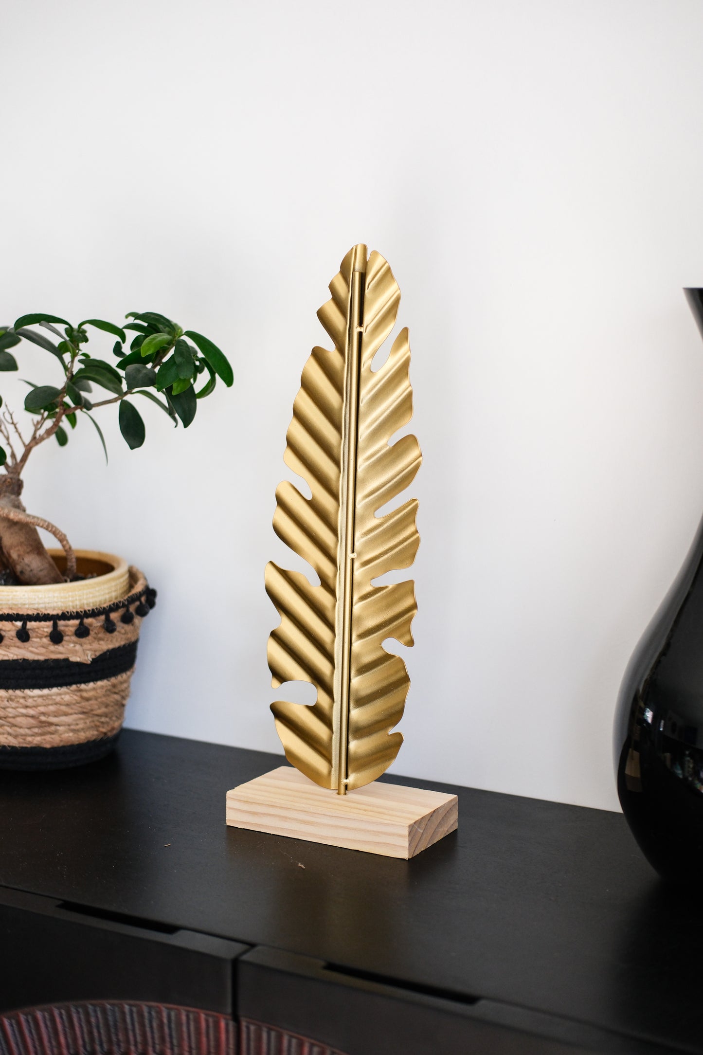 Decoratief Gouden Blad – Luxe Woondecoratie – 42 cm Hoog – Elegant Metaal Design