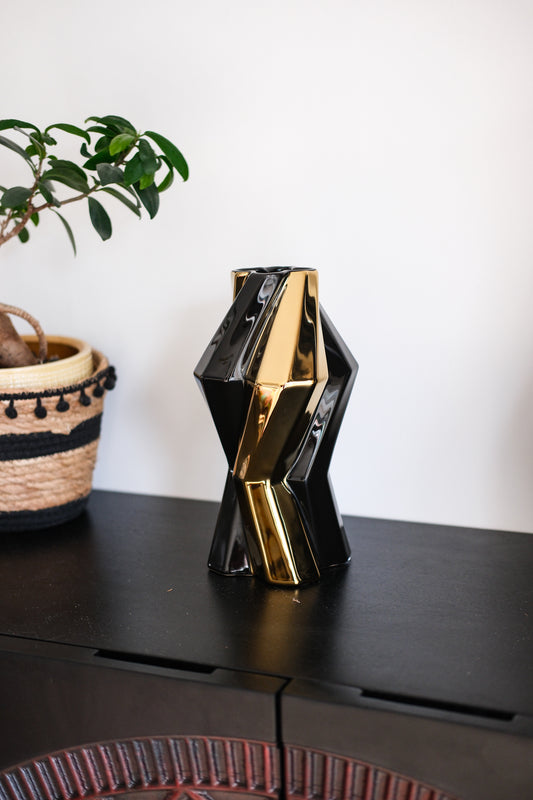 Keramische Vaas Canto – Zwart & Goud – 25 cm – Luxe Moderne Woondecoratie
