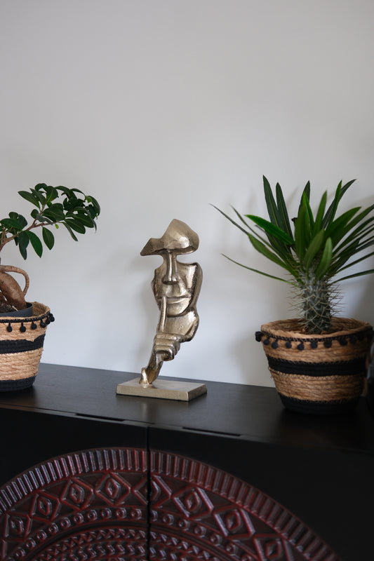 Sculptuur - Beeld - "Silence" - Goud - Decoratief Figuur - Mens / H 33 cm