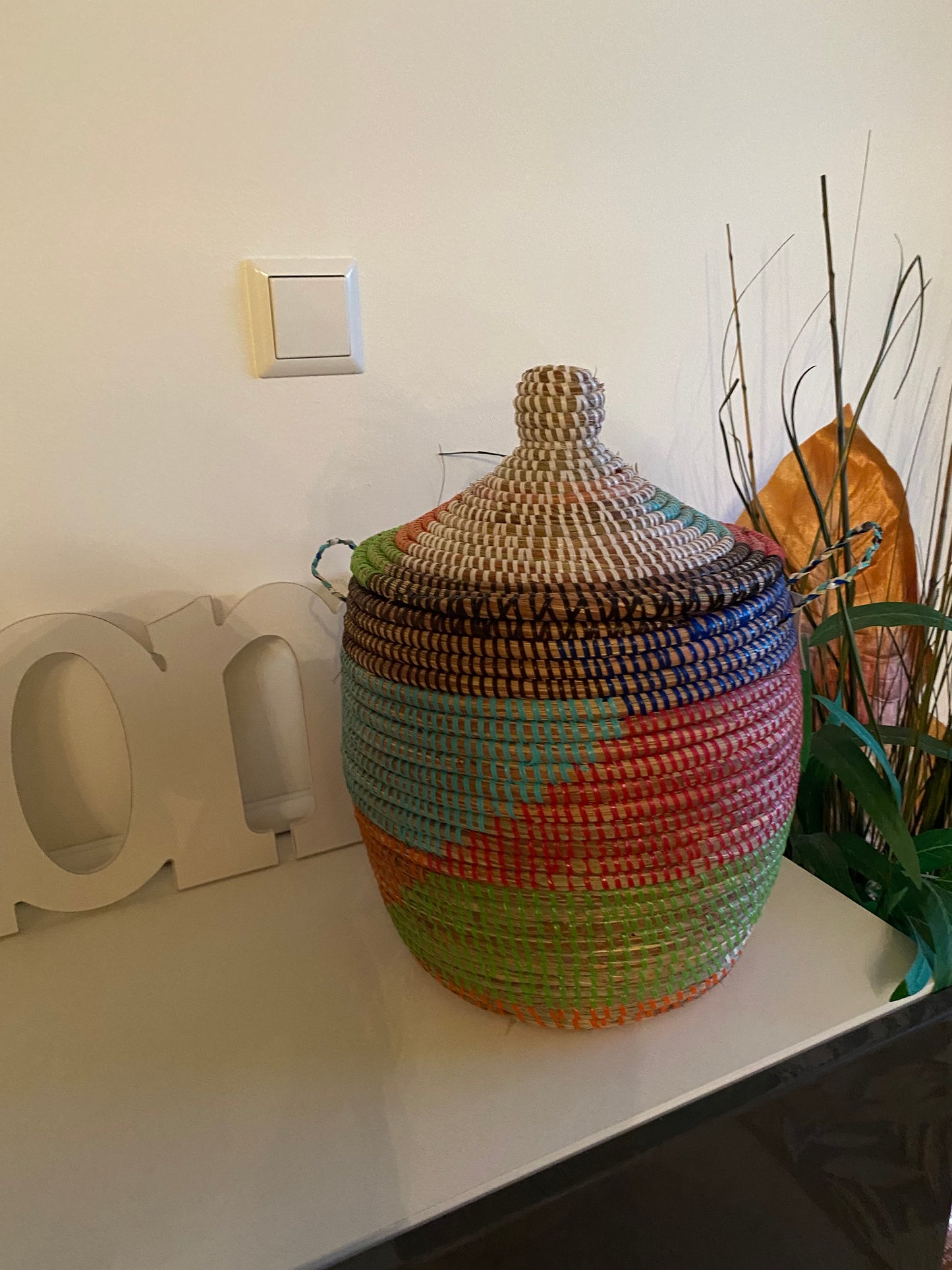 Hamper gekleurd opbergmand met deksel - Handgemaakt