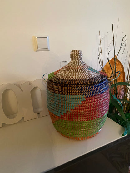 Hamper gekleurd opbergmand met deksel - Handgemaakt