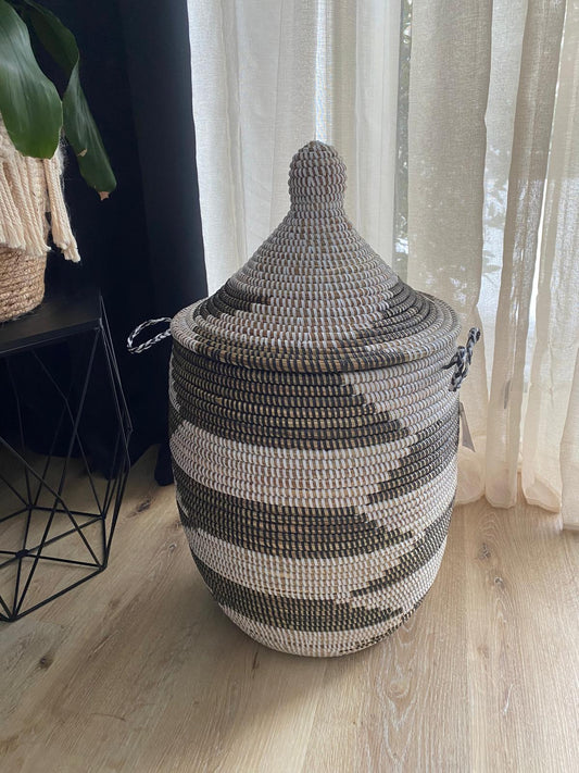 Bruin/wit opbergmand maat S-wasmand-handgemaakt van riet