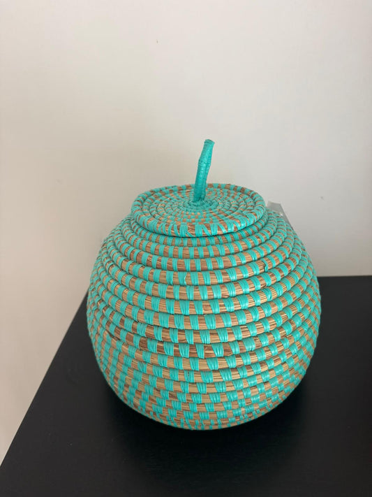 Korf turquoise - Decoratieve opbergmand met deksel - fairtrade